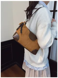 Retro suede patchwork shoulder bag for women, trendy commuter casual hobo tote bag.