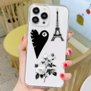 Custodia trasparente per telefono con adesivi retro torre Eiffel e rose, design chic.