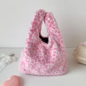 Pink plush leopard tote bag, cute Korean style fuzzy handbag, large capacity daily shoulder bag.