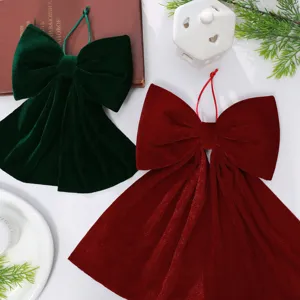 Grands pendentifs nœuds de Noël en velours, décorations de fêtes rouges et vertes.