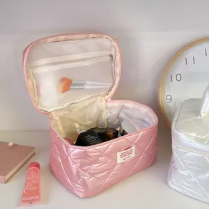 Pink quilted makeup bag large capacity travel cosmetic pouch lightweight storage case