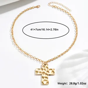 Vintage hammered cross pendant necklace for women, elegant gold metal chain jewelry new.