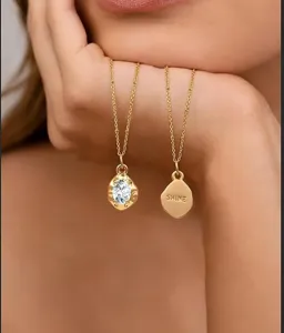Collier double couche en zircon plaqué or, chaîne de clavicule de mode minimaliste.