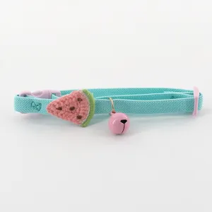 Schattige macaron huisdierhalsband met watermeloendecor en bel, elastische kattenhalsband.