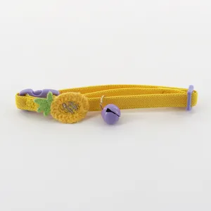 Leuke huisdieren halsband met ananas hanger en bel, elastische kattenhalsband voor huisdieren