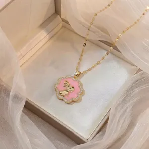 Collar de moda para mujer con colgante de flor de circonita rosa y conejo lindo y elegante.