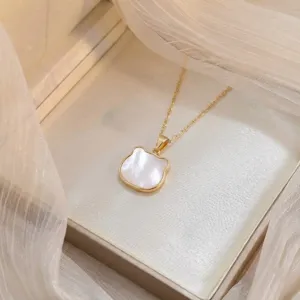 Collar con colgante de gato lindo para mujeres, elegante joyería de cadena de clavícula de nácar.