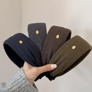 Diadema ancha de estilo francés con placa metálica, accesorio de pelo otoño invierno.