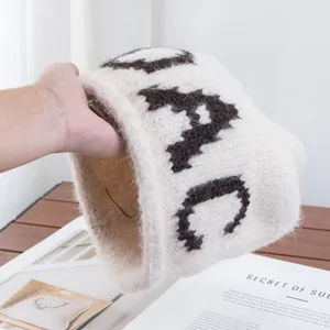 Cómodo sombrero de cubo de punto con patrón de letras, gorro de invierno cálido mujer.
