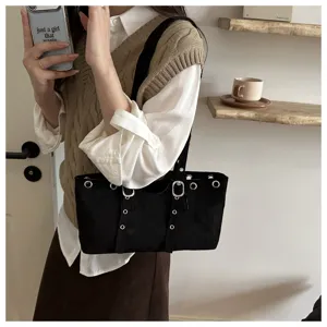 Minimalistische schwarze Schultertasche Achseltasche Damen schick Herbst Pendler Stil neu