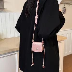 Mini pink crossbody bag for women, cute small shoulder bag with beads outdoor casual bag.