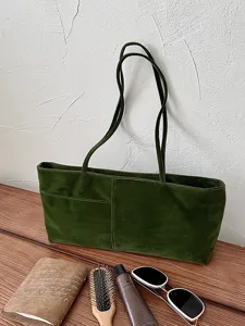 Korean style vintage green velvet shoulder bag, casual tote and commuter underarm bag.