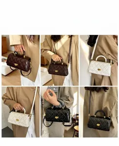 Vista dettagliata della borsa trapuntata alla moda con opzioni di trasporto e stile versatili.