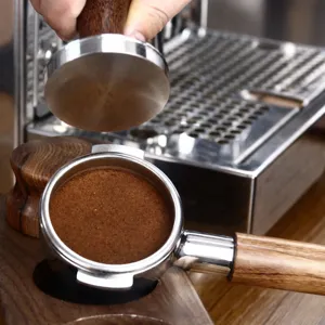 58mm Edelstahl Bodenloser Kaffeefilterträger mit Holzgriff für E61 Espressomaschine