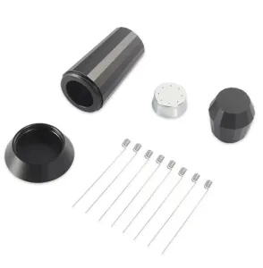 Pièces d'outil WDT espresso avec aiguilles fines en acier inoxydable et poignée pour distribution.