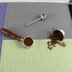 Silicone bar mat, non-slip thick drying mat and heat-resistant coffee counter mat for kitchen.