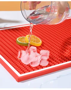 Tapis de bar carré en PVC rouge sous-verre en caoutchouc souple tapis de drainage antidérapant