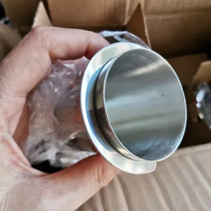 Roestvrijstalen koffie doseerbeker detailweergave, espressomachine accessoire poederbak.