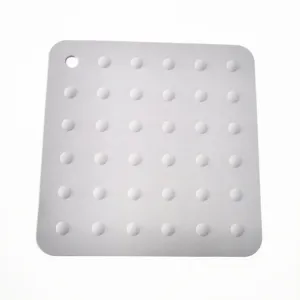 Quadratische Silikon Hitzeschutzmatte Antirutsch Topfuntersetzer mit Aufhaengeloch