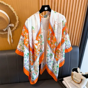 Grand Carré en Satin Foulard Imprimé Floral Lapin Châle Aspect Soie Protection Solaire Bandana Femme Élégant Mode