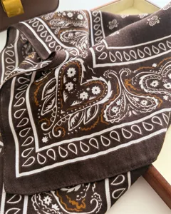 Καφέ Μπαντάνα Mαντήλι Paisley Mοτίβο Kαρδιάς Kαφέ Yφασμάτινο Cotton Style Detail