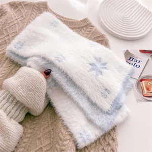 Suave bufanda de invierno esponjosa con motivo de copo de nieve, chal cálido de felpa.