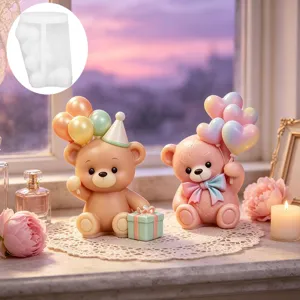 Cute 3D bear balloon silicone mold for romantic DIY aromatherapy candles and lovely gifts.