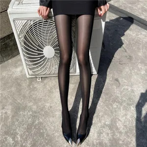 Collant nero lucido trasparente da donna calze sottili estive riflettenti gambe snelle