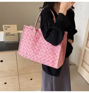 Pink canvas tote bag with traditional double happiness print large capacity shoulder bag for women