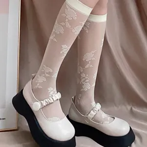 Japanese white sheer jacquard calf socks paired with platform shoes, sweet and fashionable style.