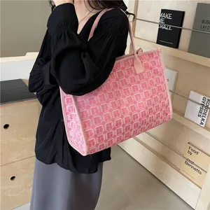 Pink canvas wedding tote bag with traditional double happiness character for brides gifts.