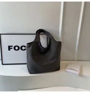 Grosse kapazitaet dunkelgraue segeltuch schultertasche, minimalistische freizeit tasche.