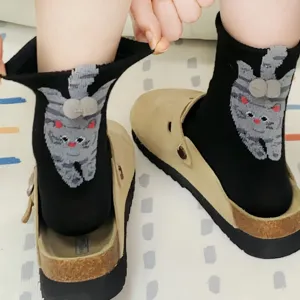 Cute 3D cat crew socks for women, funny novelty black cotton socks with funny cat design.