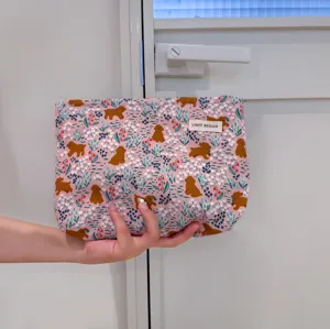 Korean style cute puppy cosmetic bag, travel wash bag, large capacity daily storage pouch.