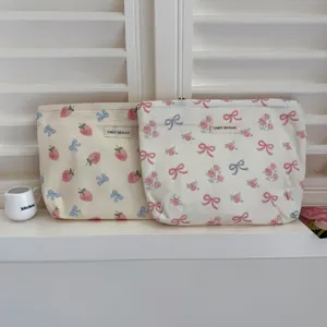 Cute bow strawberry print cosmetic bag portable makeup pouch cute storage bag for daily use