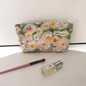 Large capacity oil painting floral makeup bag travel cosmetic storage pouch for women daily use