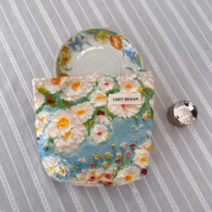 Large capacity oil painting makeup bag for women travel portable cosmetic storage pouch details.