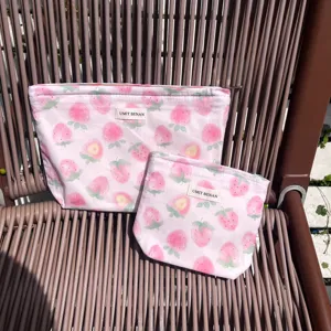Set di borse cosmetiche con stampa fragola rosa grande capacità custodia per trucco portatile