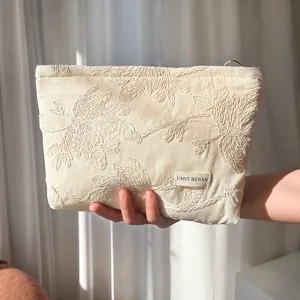 Large Capacity Cosmetic Bag Women Portable Travel Makeup Pouch Floral Embroidery Canvas Toiletry Storage Bag Organizer