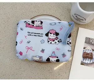 Borsa in tela con stampa di simpatico cagnolino, piccolo portamonete e trousse da viaggio.