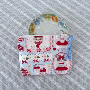 Cute cartoon cat makeup bag portable cosmetic storage pouch for lipstick and small items daily use