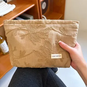 Linen embroidered floral cosmetic bag, portable large capacity clutch retro makeup pouch.
