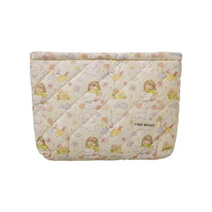 Cute quilted cartoon bear cosmetic bag portable large travel makeup storage wash bag