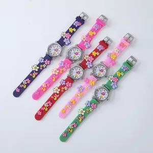 Bunte kinderuhr quarzuhr mit süßem 3d blumen silikonarmband, tolles geschenk für kinder.