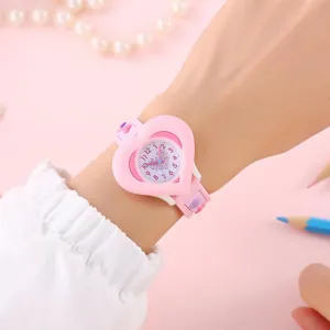 Roze hartvormige kinderhorloge, schattig quartz horloge met mooie duidelijke cijfers.