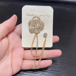 Rhinestone Flower Brooch with Tassel Chain Elegant Suit Anti-glare Lapel Pin for Women