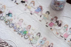 Nahaufnahme Detail der schoenen Maedchen Illustration Washi Tape fuer Tagebuch und Basteln.