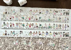 Niedliches Original-Illustrations-Washi-Tape-Rolle für Journaling und kreative DIY-Projekte.