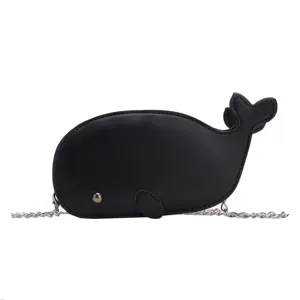 Joli sac bandouliere pour enfants en forme de baleine noire avec chaine argente, style.