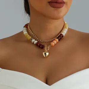Collar de Doble Capa Vintage Tono Tierra Corazón Cierre OT Gargantilla de Cuentas de Resina para Mujer Collar Colgante de Aleación Boho